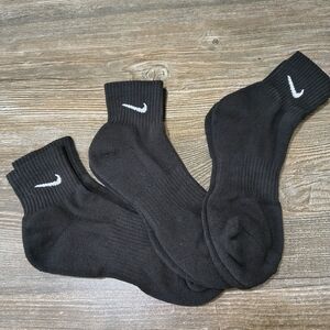 New Nike Black Athletic Crew Socks 3 Pair